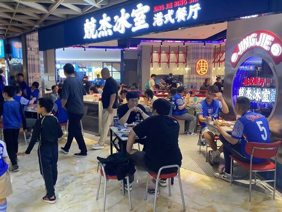 专业进一步得到业内的肯定和认同。服务