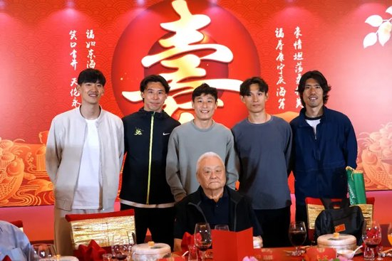 PA电子大家可以在这里成为游戏之王相关图片
